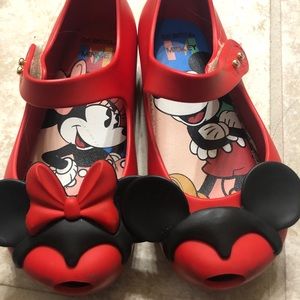 Mini Melissa red disney twins Mary Jane minnie